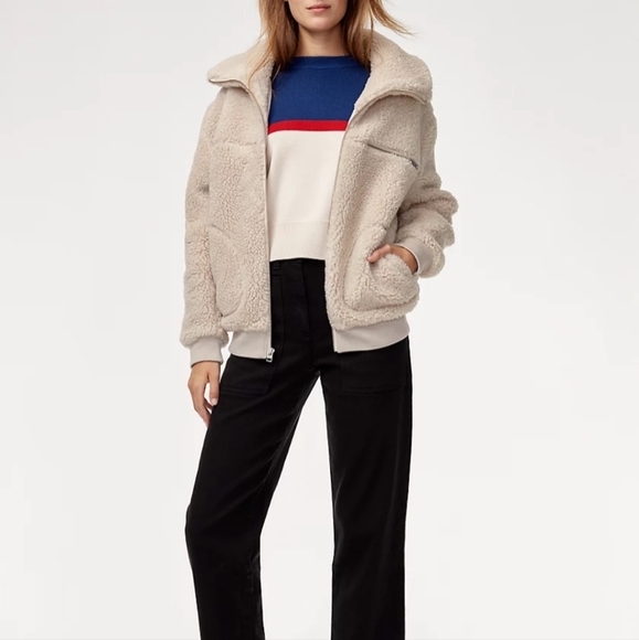 Oversized Aritzia Teddy Jacket - Picture 11 of 11